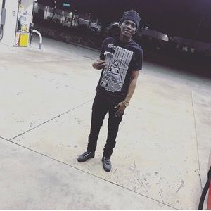 Meet your Posher, Josue